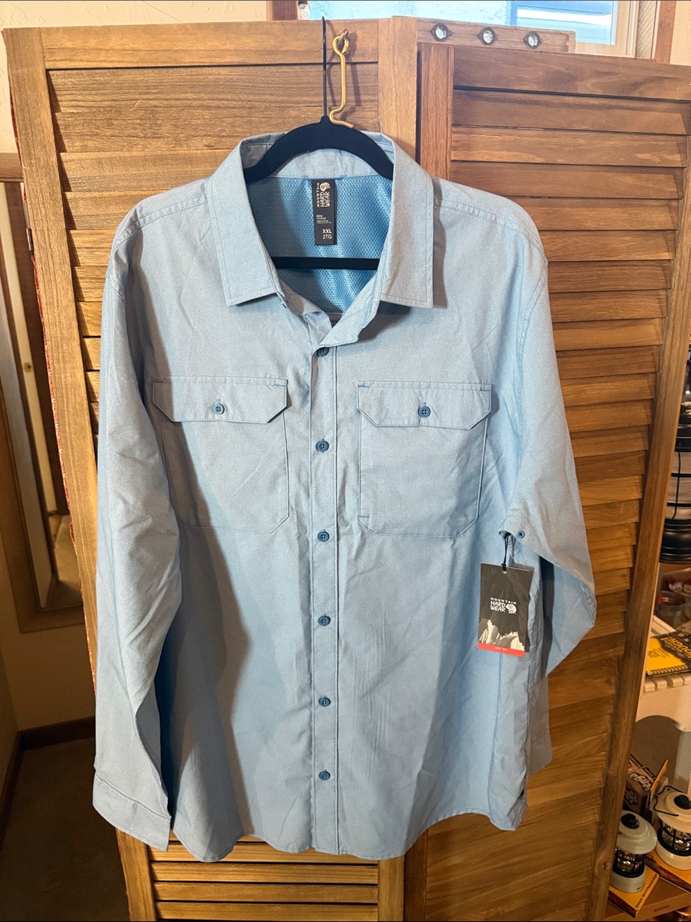 Mountain Hardwear Light Blue Casual Button-Down Shirt